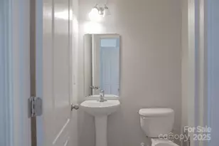 7507 Malden Park Dr, Charlotte, NC 28215 - Photo 22