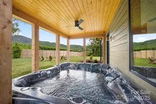 1138 Green Mountain Rd, Hendersonville, NC 28792 - Photo 30