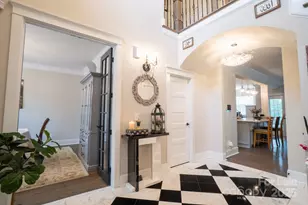 2706 Hilliard Dr, Charlotte, NC 28205 - Photo 4