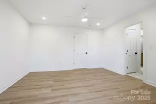 3323 Lincoln Ln, Gastonia, NC 28056 - Photo 16