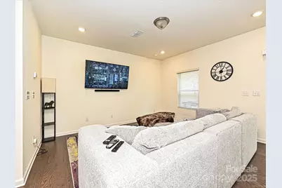 348 Abington Street, Matthews, NC 28104 - Photo 6