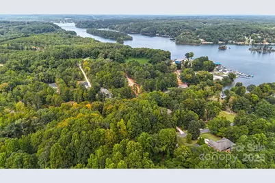 8068 Summit Ridge Drive, Catawba, NC 28609 - Photo 8