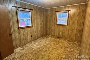 3957 Hollywood Ridge Rd, Lenoir, NC 28645 - Photo 12