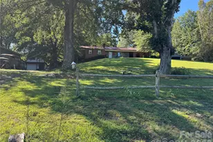 3957 Hollywood Ridge Rd, Lenoir, NC 28645 - Photo 4