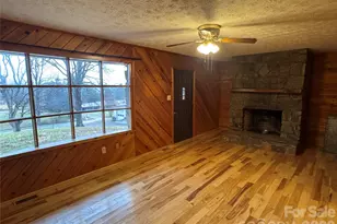 3957 Hollywood Ridge Rd, Lenoir, NC 28645 - Photo 8