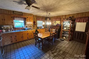 3957 Hollywood Ridge Rd, Lenoir, NC 28645 - Photo 8