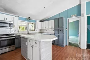 17520 Gulfport Rd, Laurinburg, NC 28352 - Photo 8