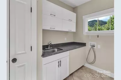 17 Elkmont Terrace, Asheville, NC 28804 - Photo 10