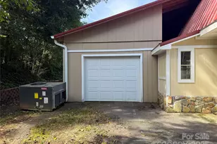 1805 Burkemont Ave, Morganton, NC 28655 - Photo 22