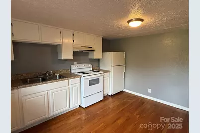 1805 Burkemont Avenue, Morganton, NC 28655 - Photo 4