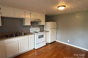 1805 Burkemont Ave, Morganton, NC 28655 - Photo 4