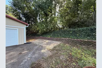 1805 Burkemont Avenue, Morganton, NC 28655 - Photo 12