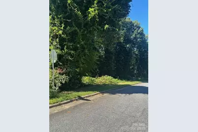 821 & 831 16th Avenue Lane NW, Hickory, NC 28601 - Photo 4