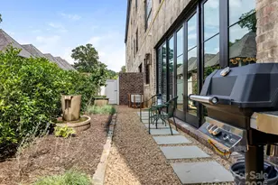 1156 Queens Rd, Charlotte, NC 28207 - Photo 32