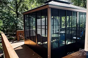 189 Laurel Wood Ln, Traphill, NC 28685 - Photo 2