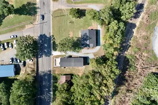 403 Julius Chambers Ave, Mount Gilead, NC 27306 - Photo 32