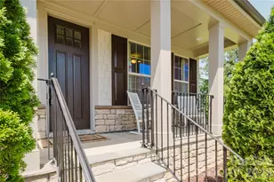 15431 Cimarron Hills Ln, Charlotte, NC 28278 - Photo 2