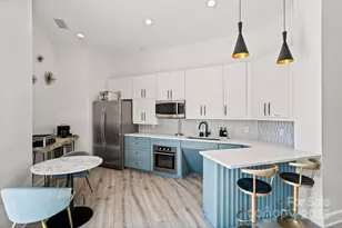 333 W Trade St, Charlotte, NC 28202 - Photo 34