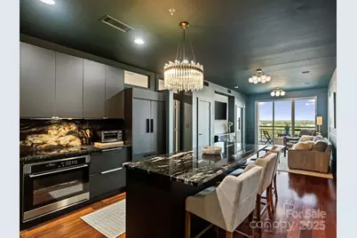 333 W Trade Street #1301, Charlotte, NC 28202 - Photo 2