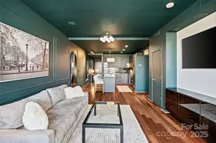 333 W Trade St, Charlotte, NC 28202 - Photo 10