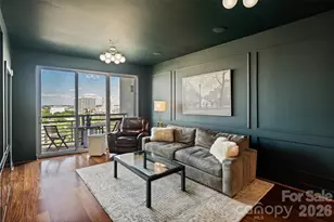 333 W Trade St, Charlotte, NC 28202 - Photo 8