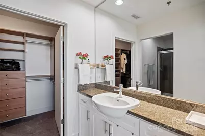 333 W Trade Street #1301, Charlotte, NC 28202 - Photo 18