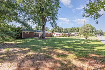 2011 Mountain Creek Road, Albemarle, NC 28001 - Photo 2