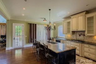 1132 Mt Holly-Huntersville Rd, Charlotte, NC 28214 - Photo 12