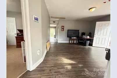 301 S Mountain Street, Cherryville, NC 28021 - Photo 4