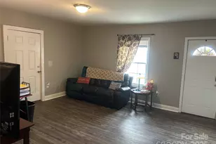 301 S Mountain St, Cherryville, NC 28021 - Photo 6