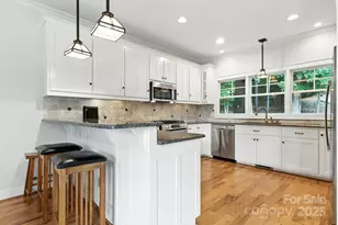 1461 Sunset Point Dr, Connelly Springs, NC 28612 - Photo 12