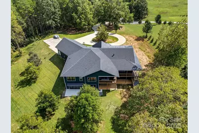 1070 Saddle Back Lane, Mooresville, NC 28115 - Photo 6