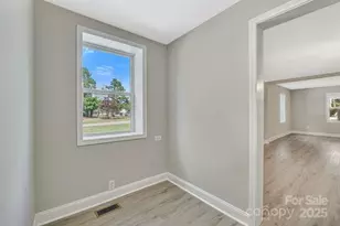 222 S Main Gq St, Salisbury, NC 28146 - Photo 14