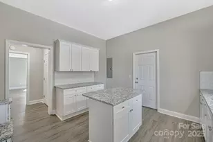 222 S Main Gq St, Salisbury, NC 28146 - Photo 12