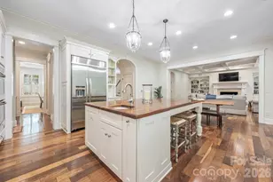 946 Laurel Creek Ln, Charlotte, NC 28211 - Photo 10