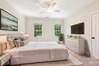 946 Laurel Creek Lane, Charlotte, NC 28211 - Photo 28