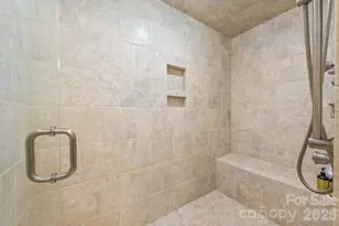 946 Laurel Creek Ln, Charlotte, NC 28211 - Photo 38