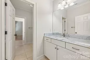 946 Laurel Creek Ln, Charlotte, NC 28211 - Photo 24