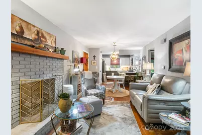 1329 4th Avenue W #A, Hendersonville, NC 28739 - Photo 6