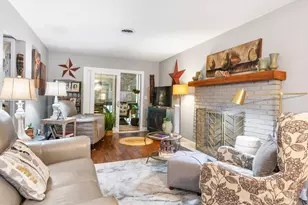 1329 4th Ave W, Hendersonville, NC 28739 - Photo 4