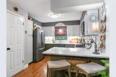 1329 4th Avenue W #A, Hendersonville, NC 28739 - Photo 10