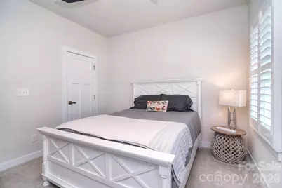 5219 Larewood Drive, Charlotte, NC 28215 - Photo 24