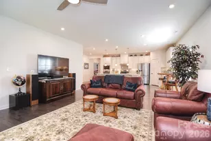 5219 Larewood Dr, Charlotte, NC 28215 - Photo 16