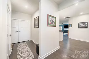 5219 Larewood Dr, Charlotte, NC 28215 - Photo 8