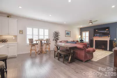 5219 Larewood Drive, Charlotte, NC 28215 - Photo 10