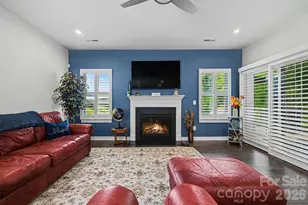 5219 Larewood Dr, Charlotte, NC 28215 - Photo 12