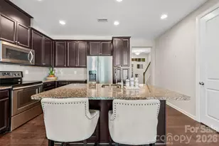 7223 Lochy Ln, Charlotte, NC 28278 - Photo 6