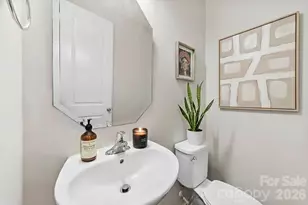 7223 Lochy Ln, Charlotte, NC 28278 - Photo 10