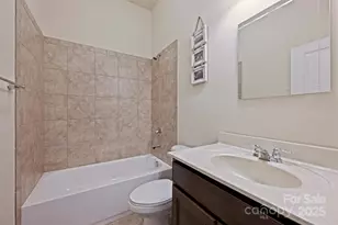 2315 Crockett Park Pl, Charlotte, NC 28203 - Photo 6