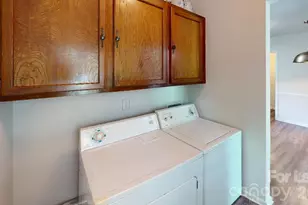 5921 Falstaff Dr, Charlotte, NC 28227 - Photo 12